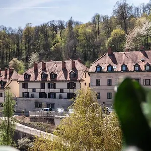 sunnyside-apartment-in-the-city-center.hotels-in-ljubljana.com/